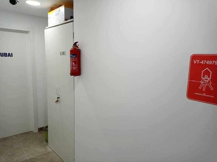 Apartamentos Full Equipped エルチェ エクステリア 写真